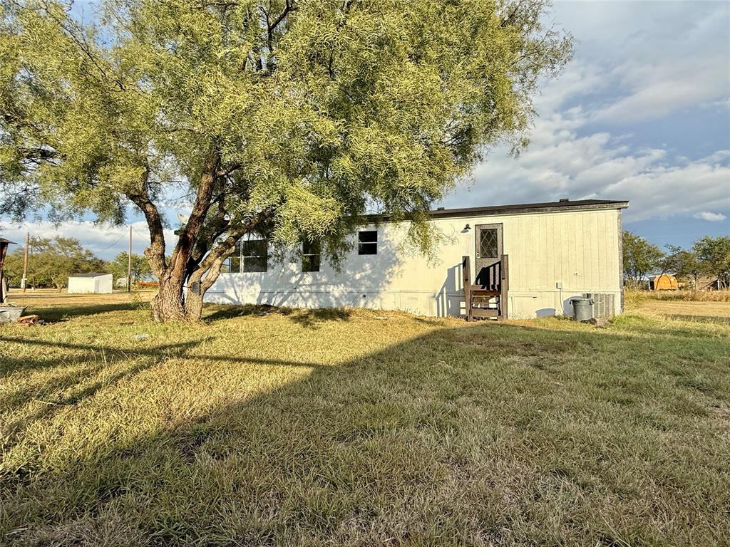 332 Water View Lane Weatherford, TX 76085 - Photo 23 of 25