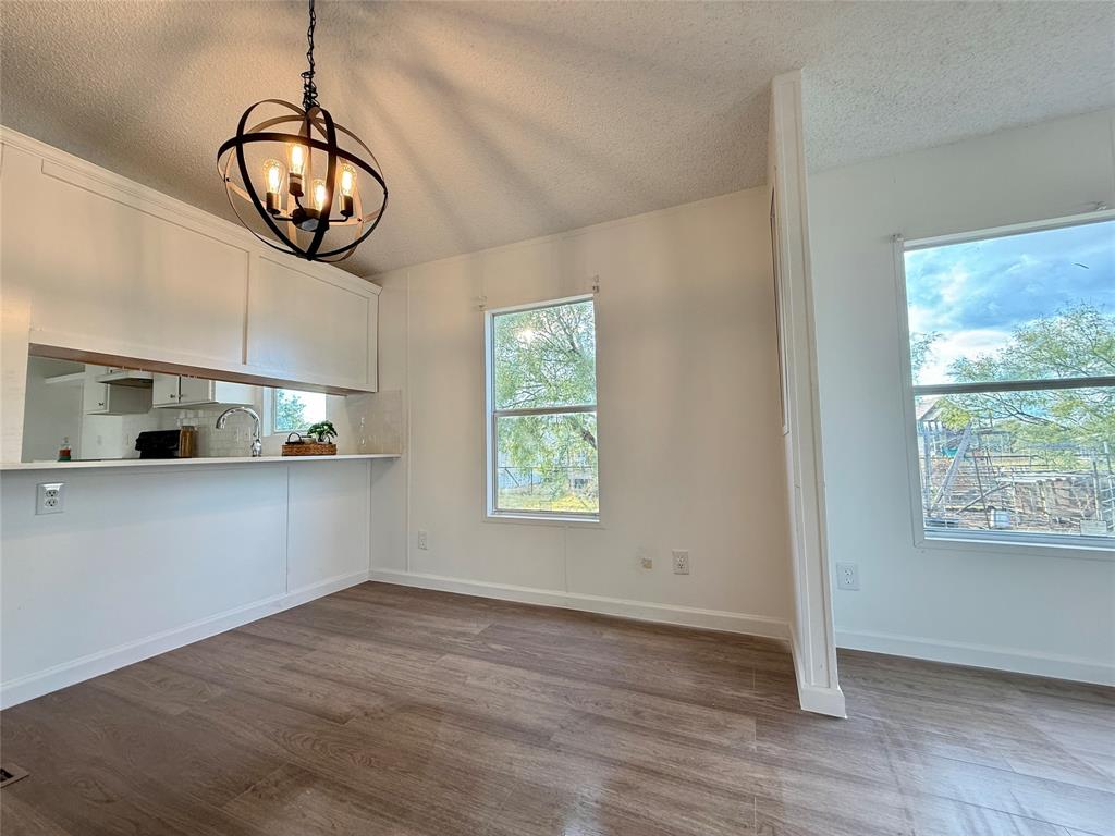 332 Water View Lane Weatherford, TX 76085 - Photo 9 of 25