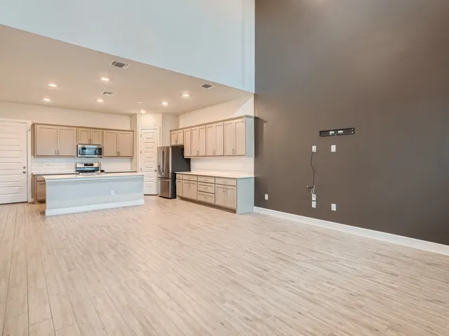 $2,850 | 2800 Sebring Circle, Austin, TX 78747