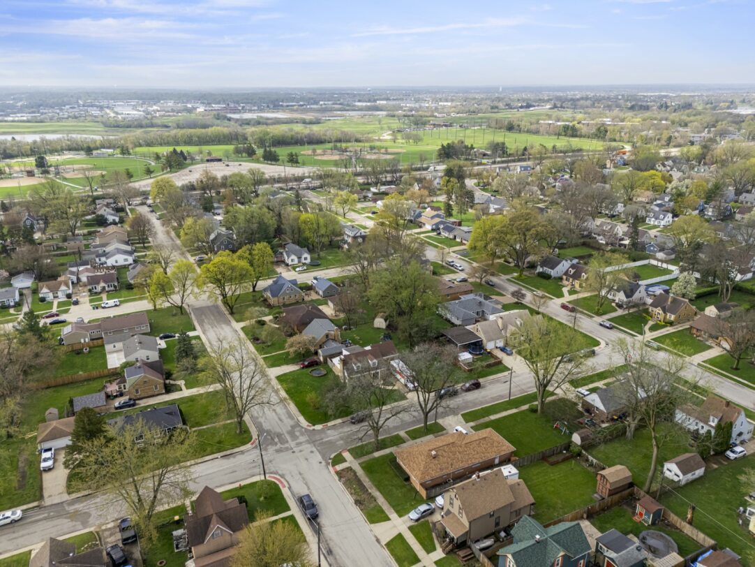 853 Orange Street Elgin, IL 60123 - Photo 27 of 28 an aerial view of residential building with outdoor space