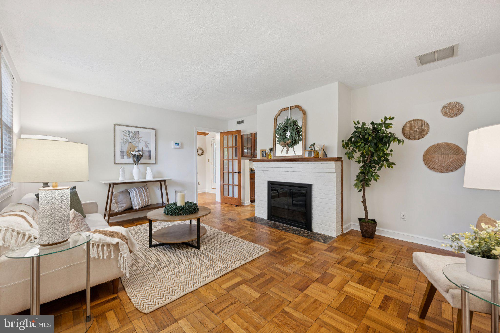 3003 Dawson Avenue Silver Spring, MD 20902 - Photo 2 of 28