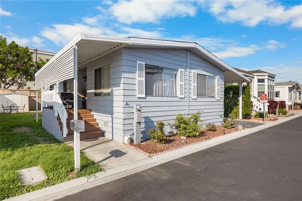 $162,000 | 19127 Pioneer Boulevard, Unit 9, Artesia, CA 90701