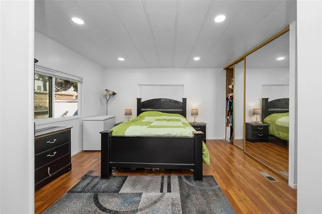 a view of a back yard of the house