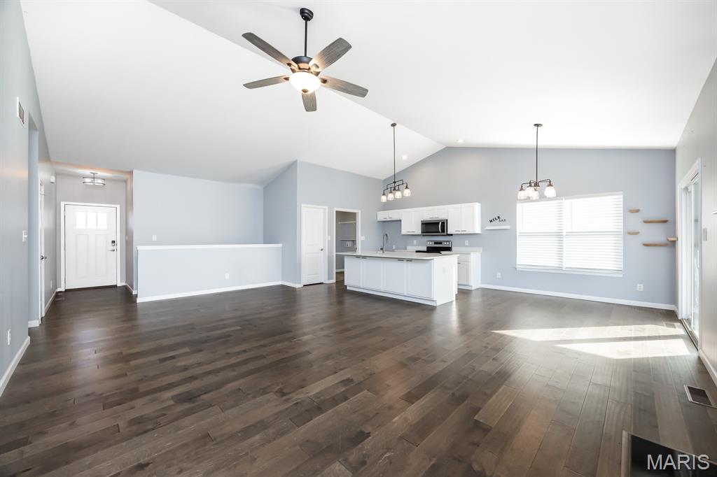 7959 Sonora Ridge Caseyville, IL 62232 - Photo 6 of 33