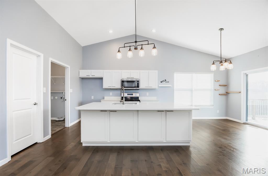 7959 Sonora Ridge Caseyville, IL 62232 - Photo 8 of 33