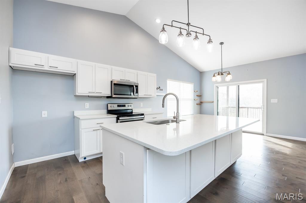 7959 Sonora Ridge Caseyville, IL 62232 - Photo 9 of 33