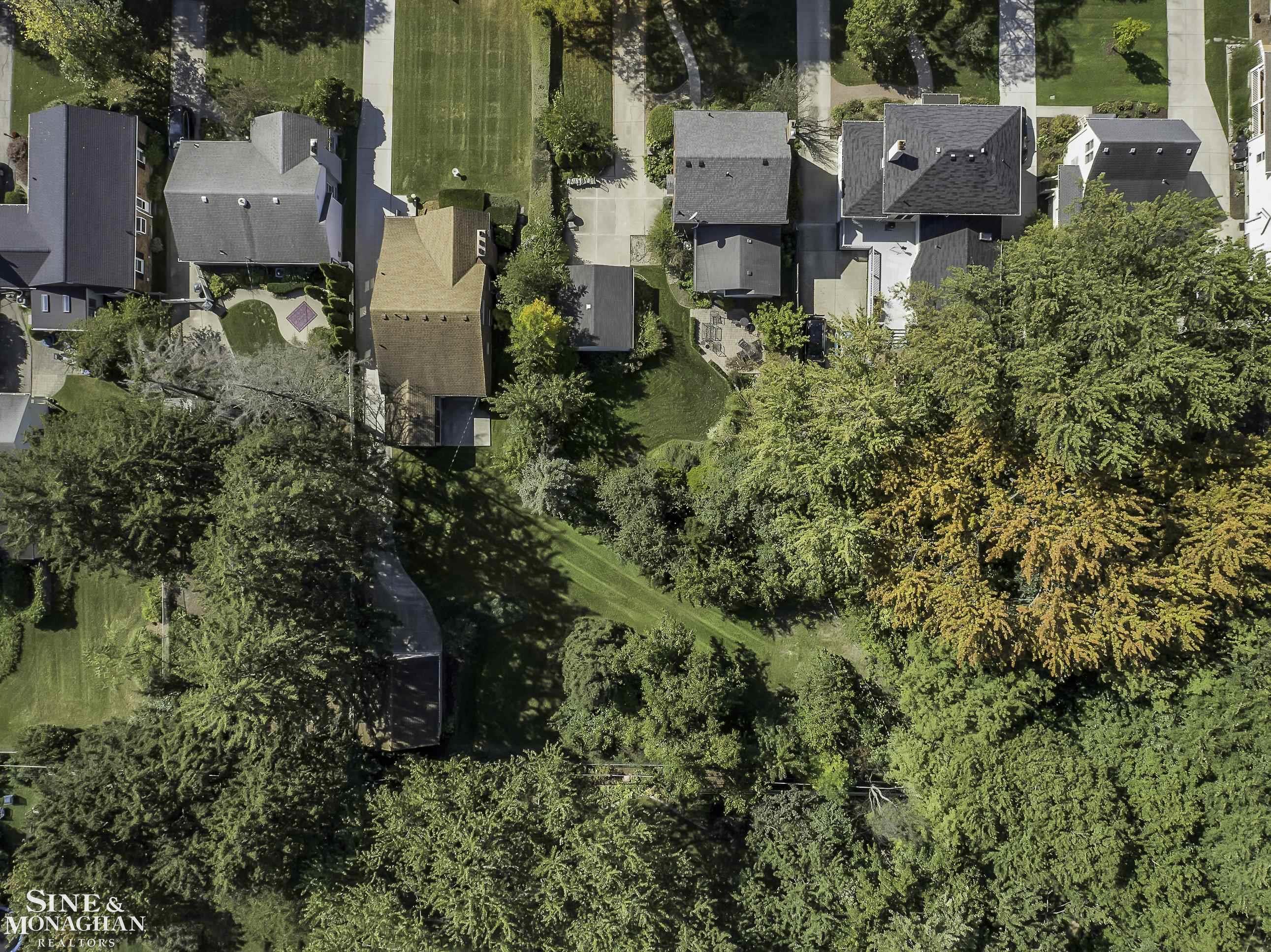 840 Rivard Boulevard Grosse Pointe, MI 48230 - Photo 35 of 35 50124568-34.JPG