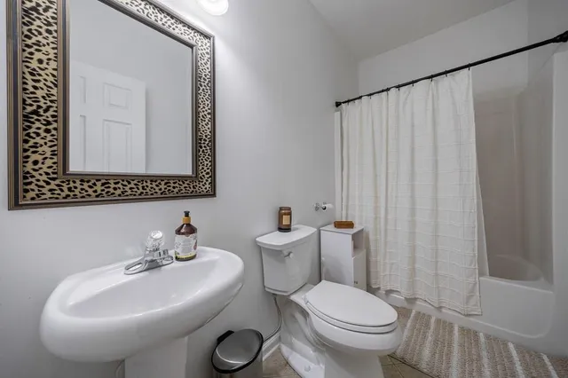 a view of a storage & utility room