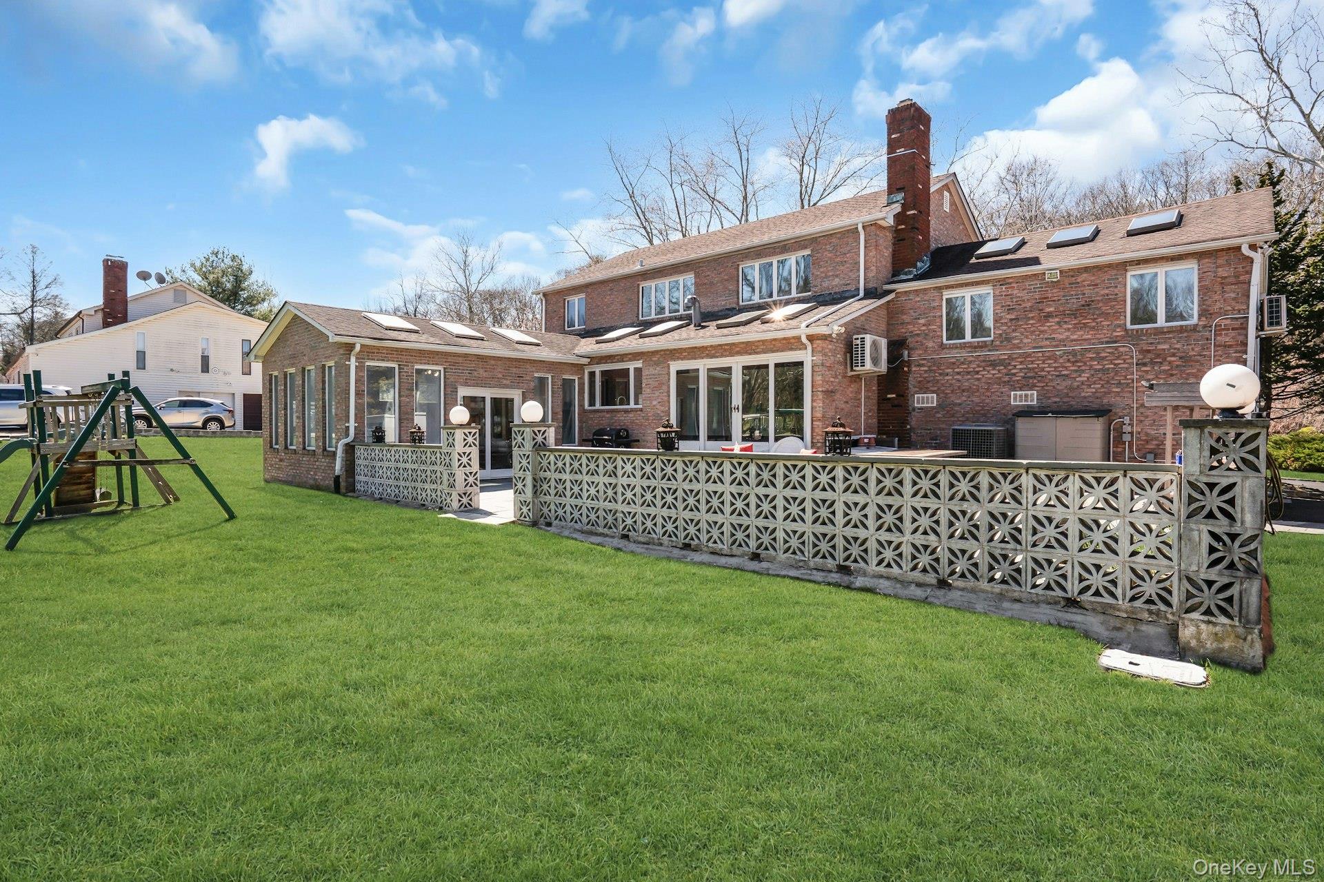 12 Bagatelle Road Dix Hills, NY 11746 - Photo 42 of 48
