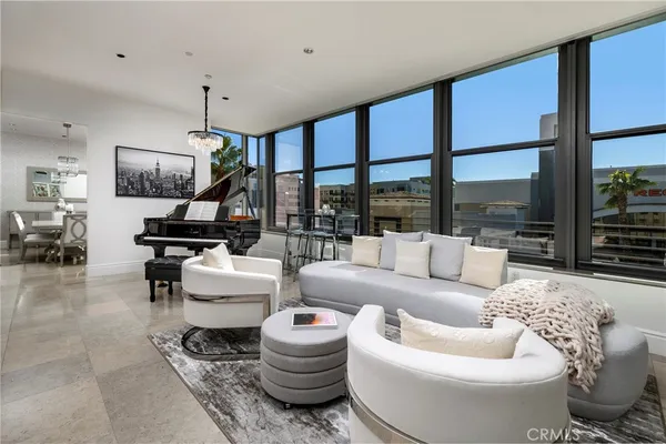 $3,999,999 | 345 East Colorado Boulevard, Unit 404, Pasadena, CA 91101