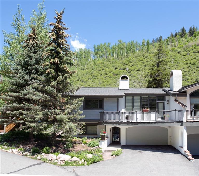 4595 Big Horn Road, Unit 2 Vail, CO 81657 - Photo 1 of 12 Primary Photo
