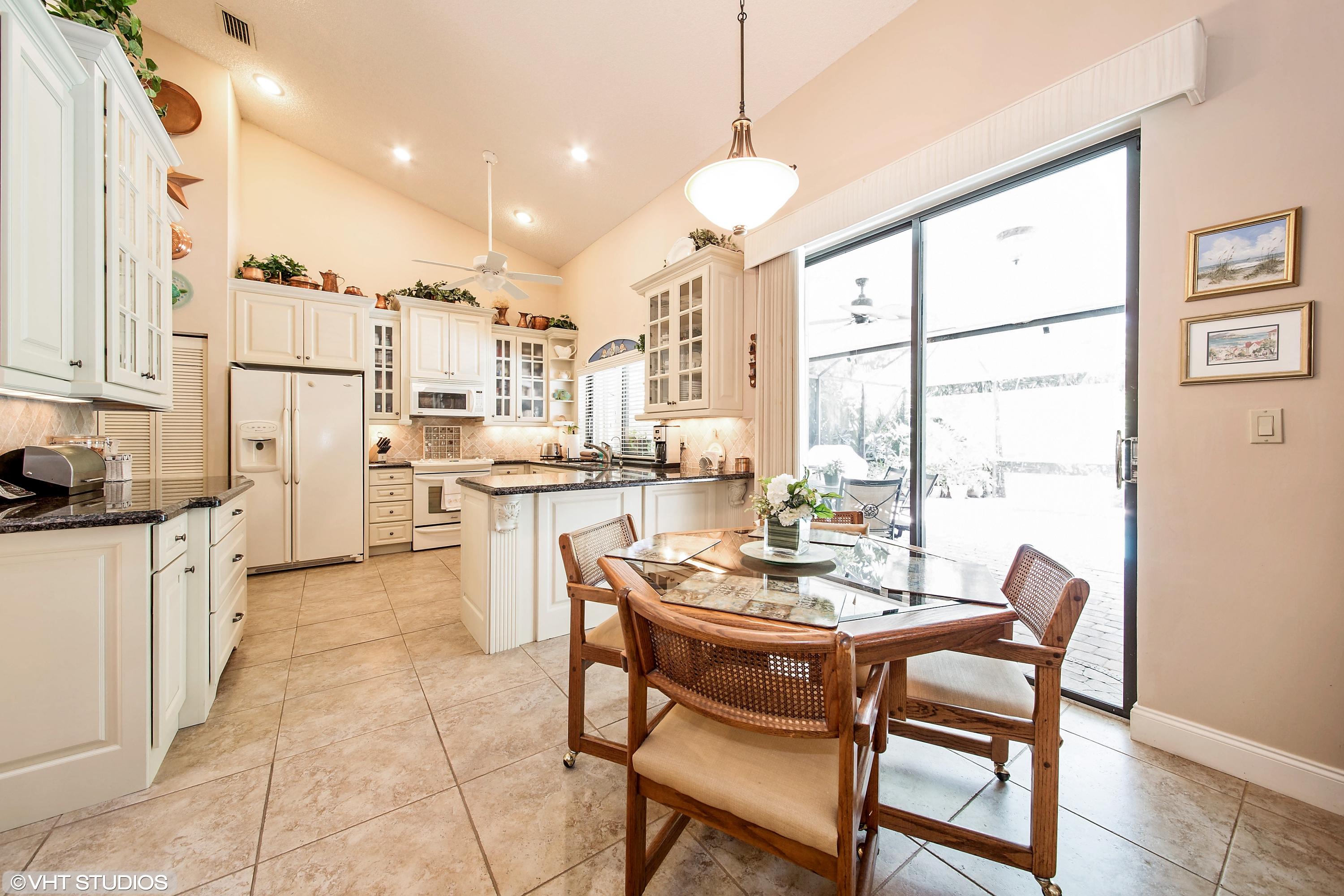 2627 Northwest 40th Street Boca Raton, FL 33434 - Photo 8 of 16 KITCHEN/CASUAL DINING