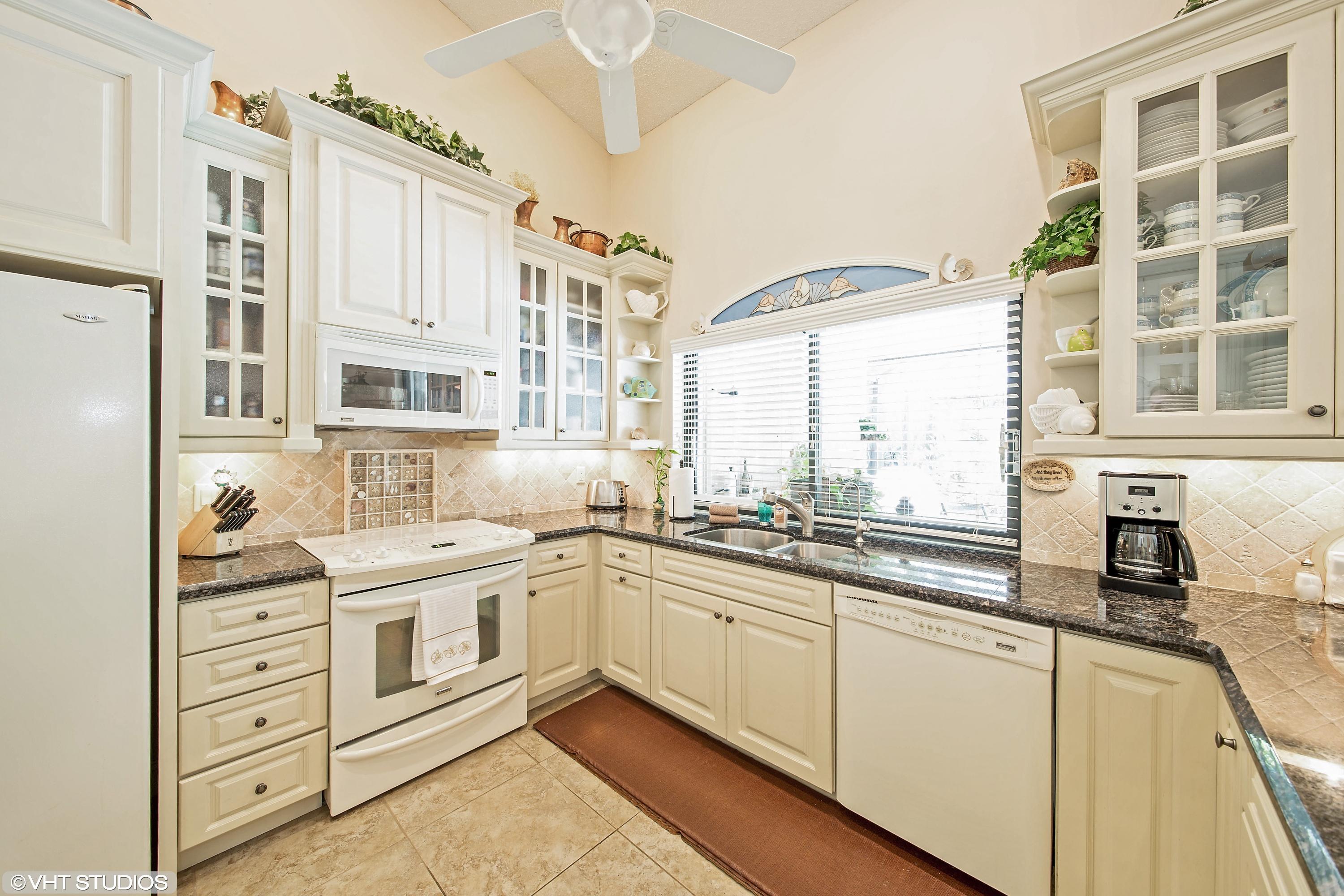 2627 Northwest 40th Street Boca Raton, FL 33434 - Photo 9 of 16 KITCHEN