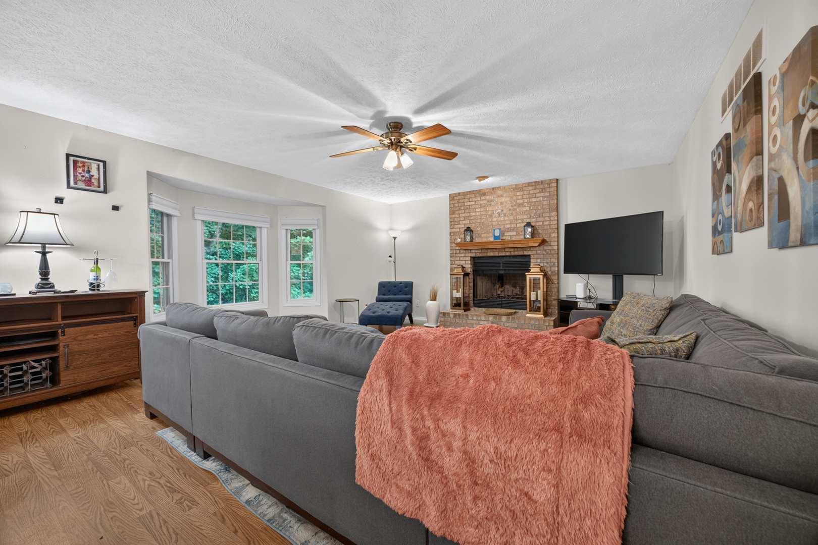 2 Scenic Point Bloomington, IL 61701 - Photo 12 of 56