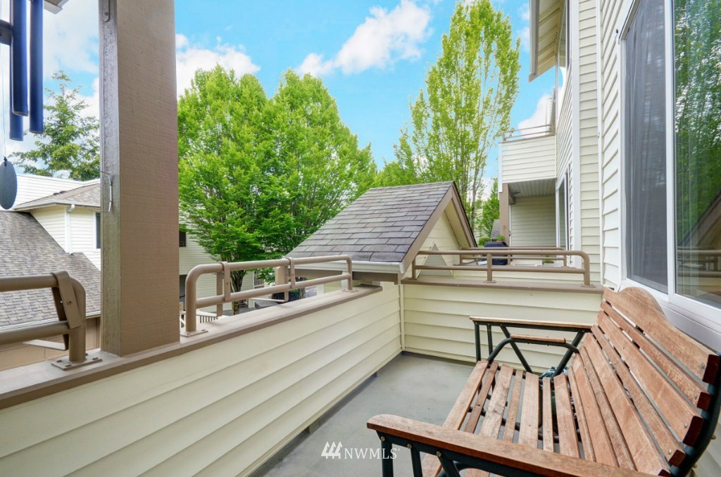 7583 Old Redmond Road, Unit A205 Redmond, WA 98052 - Photo 20 of 21