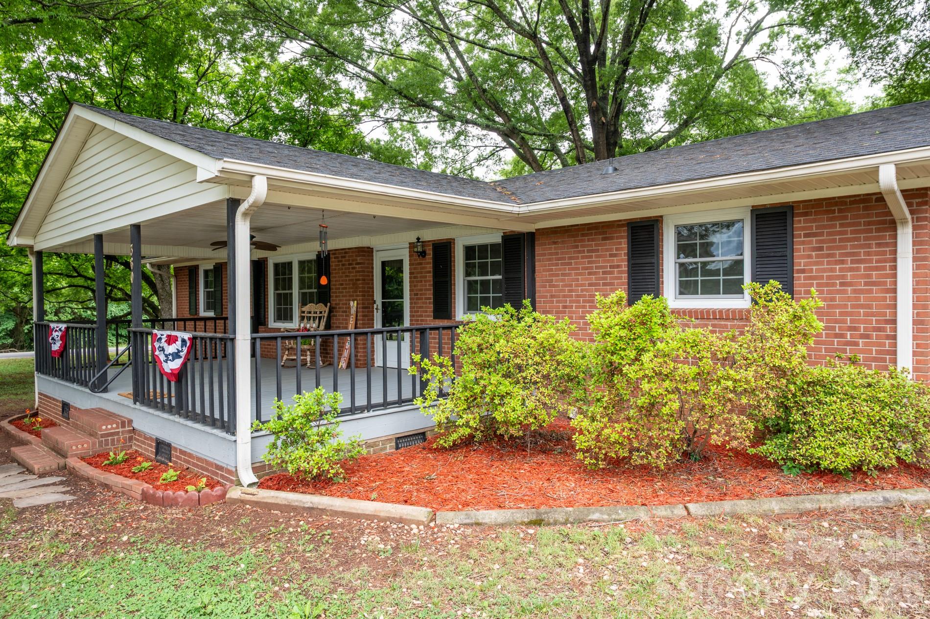 360 Trexler Loop Salisbury, NC 28144 - Photo 3 of 33