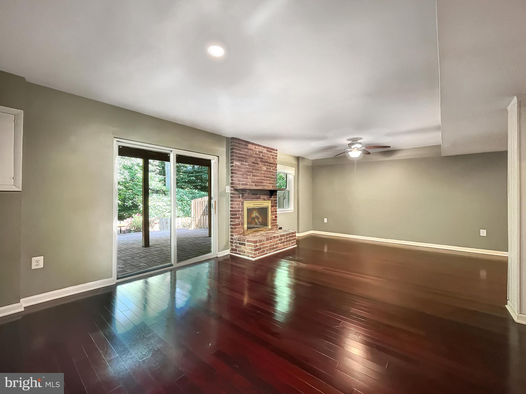 8802 Cameo Square Springfield, VA 22152 - Photo 28 of 50 Bright and Spacious Finished Lower Level