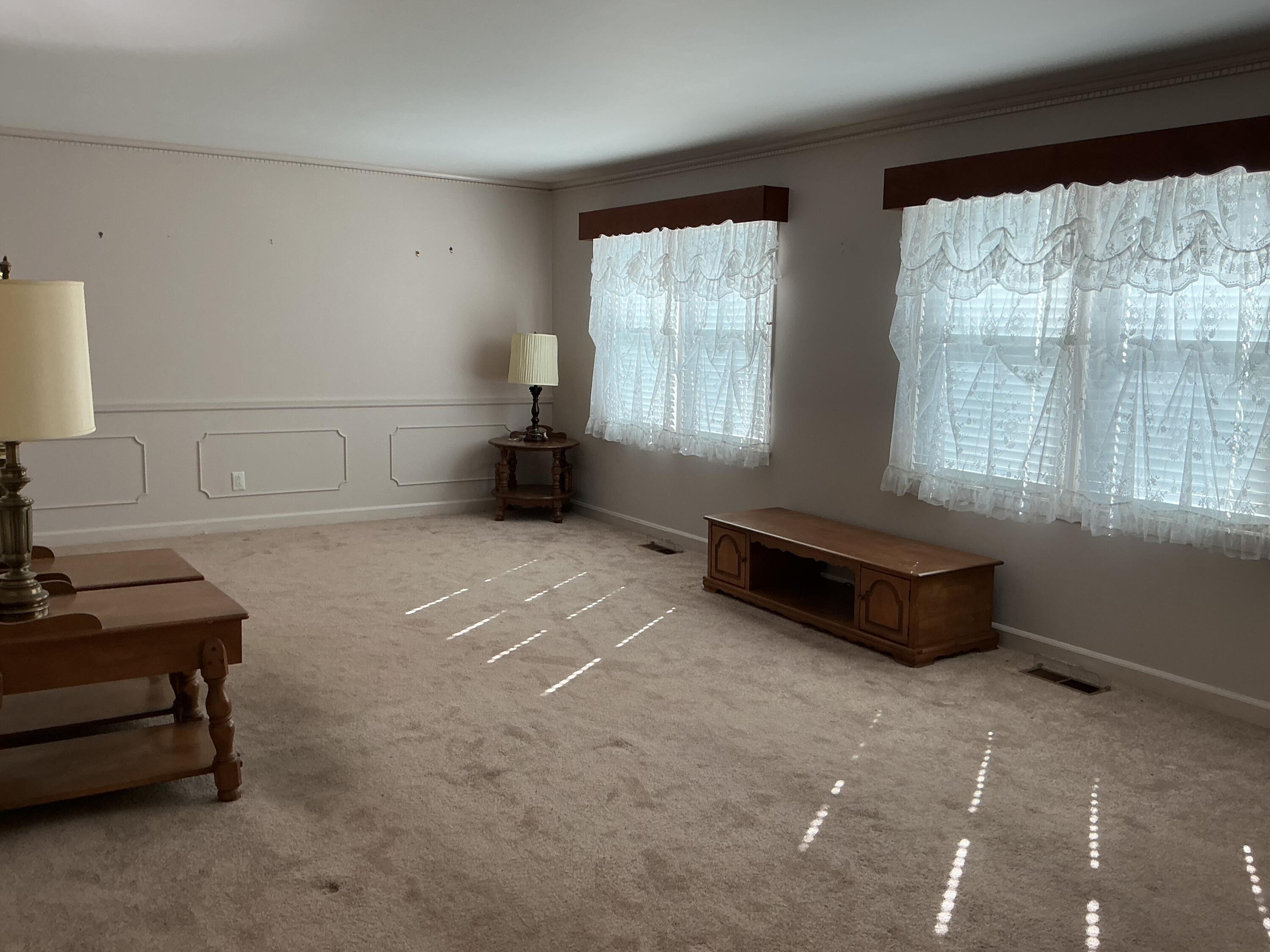 1385 Jefferson Road Sumter, SC 29153 - Photo 16 of 30 Carpet