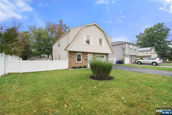$4,000 | 328 White Avenue, Northvale, NJ 07647