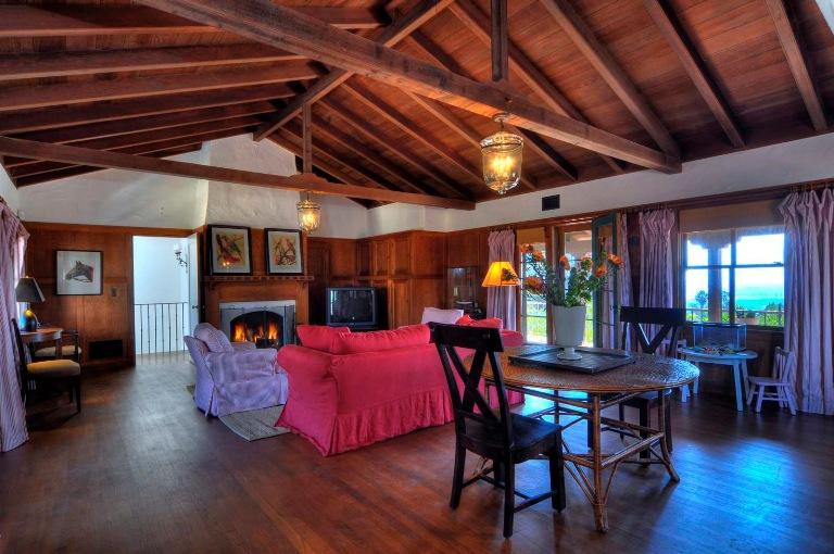 2211 Las Tunas Road Santa Barbara, CA 93103 - Photo 20 of 20 Den