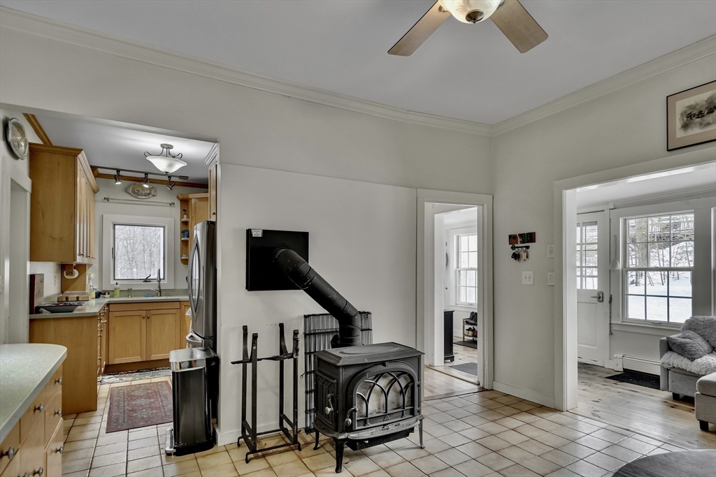 2 Seaver Street Westminster, MA 01473 - Photo 16 of 39