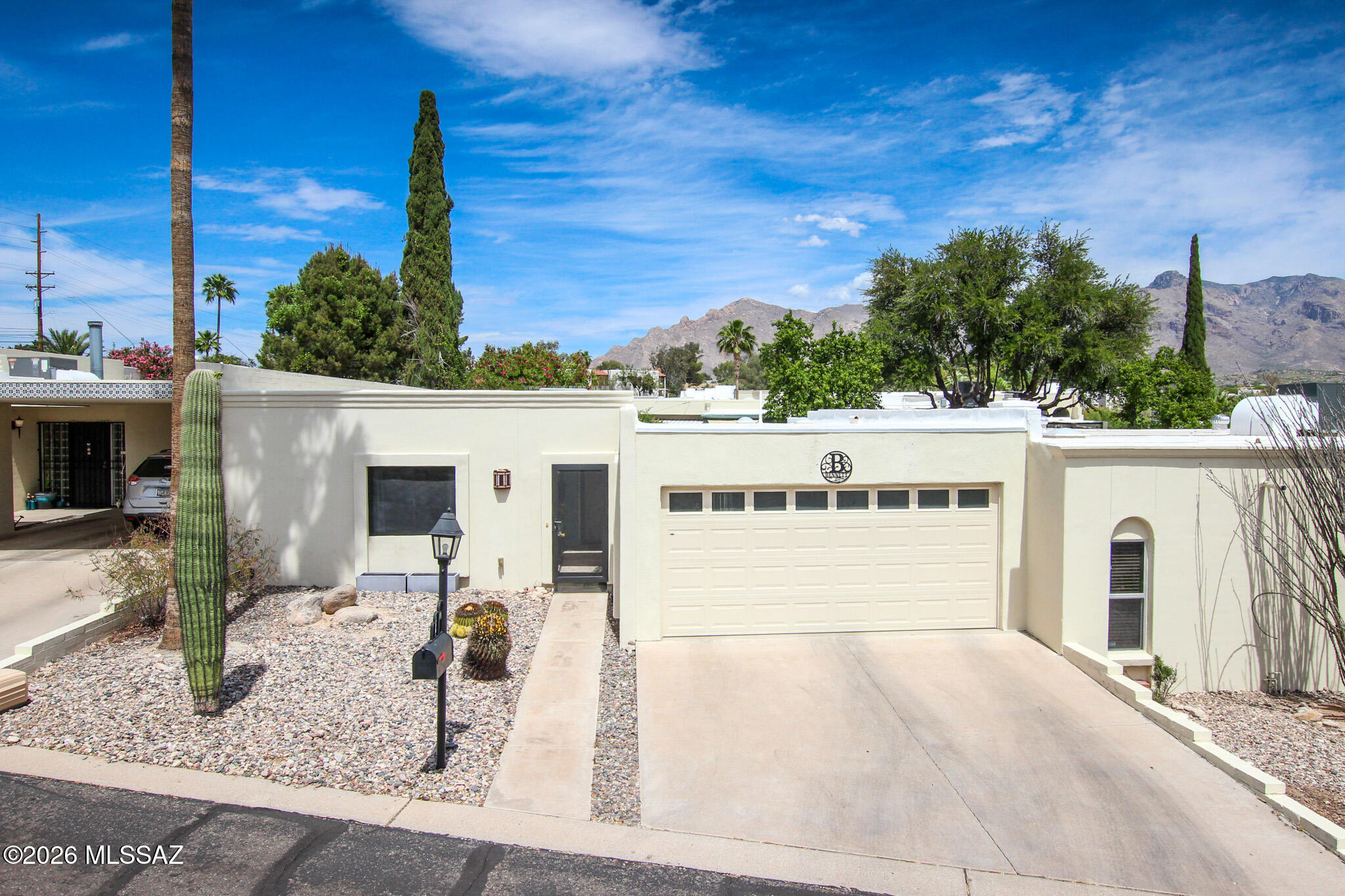 6100 North Oracle Road, Unit 19 Tucson, AZ 85704 - Photo 4 of 31 IMG_0821