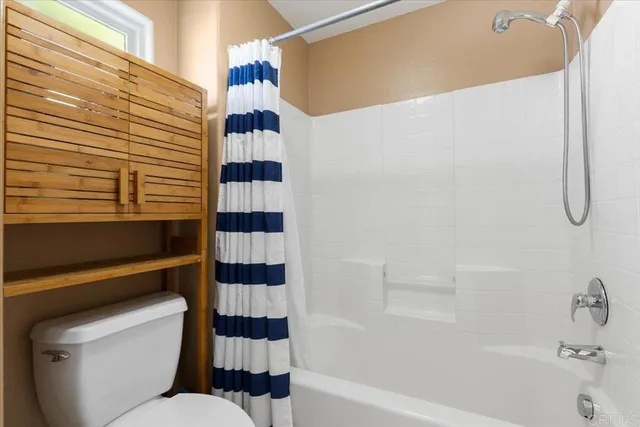 $549,900 | 2723 Lake Pointe Drive, Unit 231, Spring Valley, CA 91977