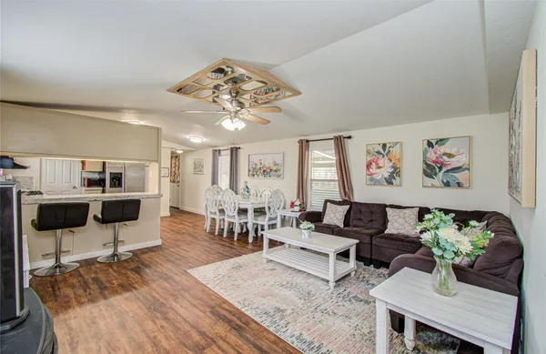 $225,000 | 36 West Old Field Drive, Huffman, TX 77336