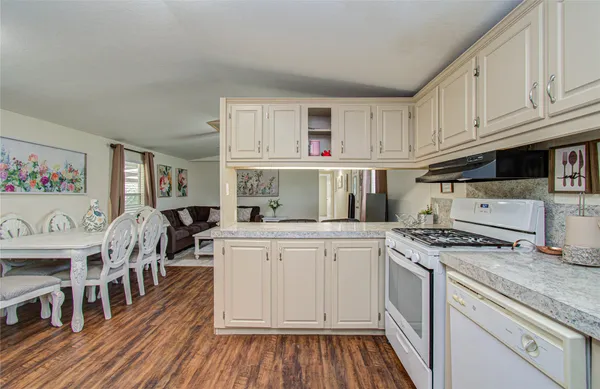 $225,000 | 36 West Old Field Drive, Huffman, TX 77336