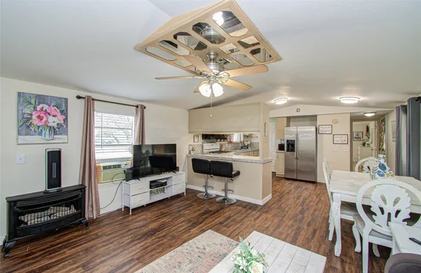 $225,000 | 36 West Old Field Drive, Huffman, TX 77336