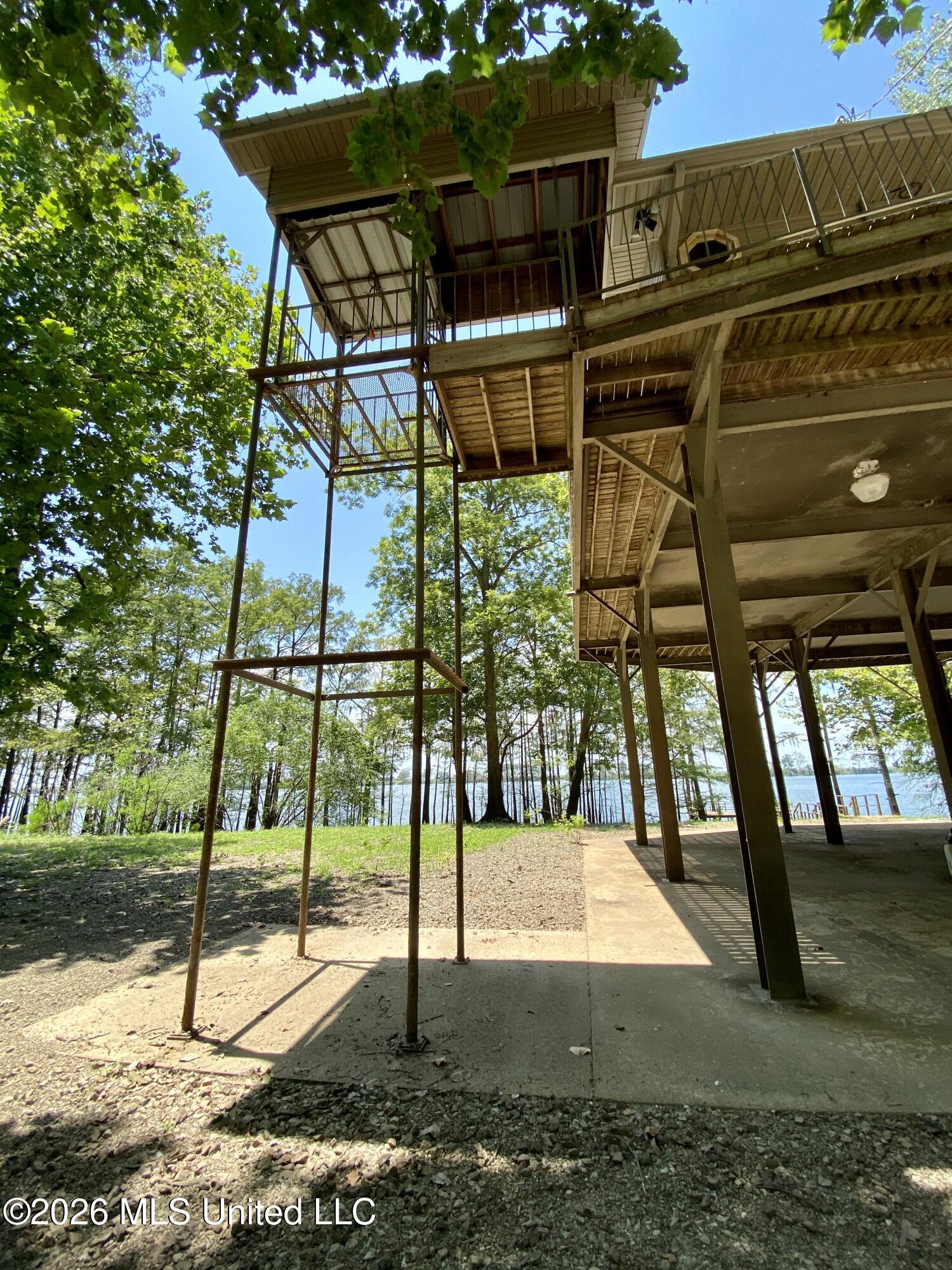 2807 Lake Mary Road Woodville, MS 39669 - Photo 5 of 25 04