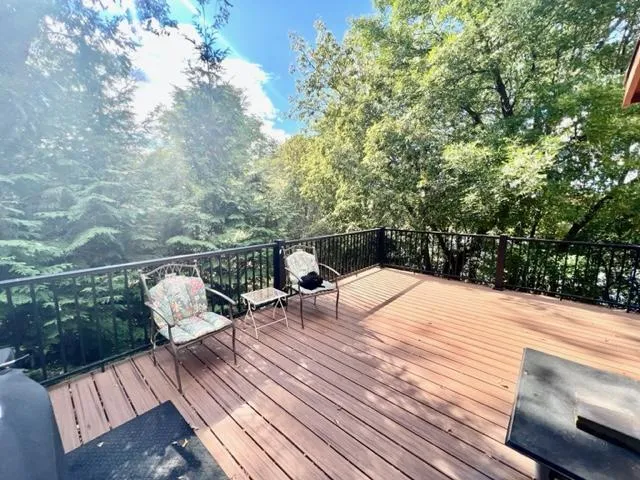 $319,900 | 2020 Vision Lane, Redwood Falls, MN 56283