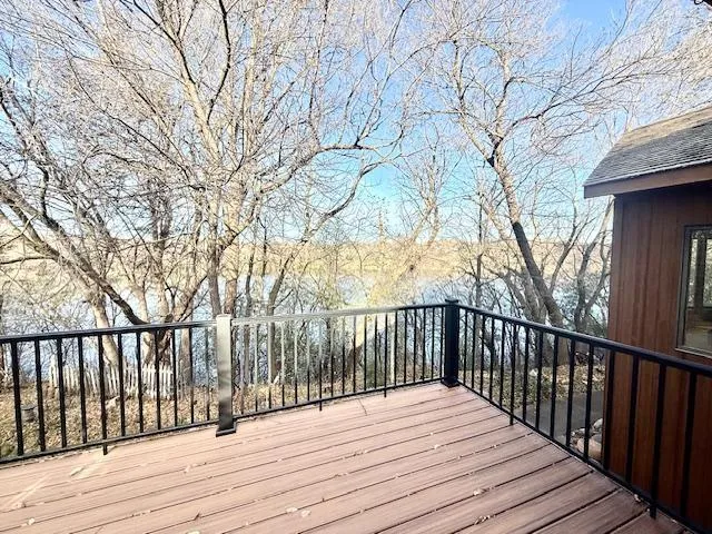 $319,900 | 2020 Vision Lane, Redwood Falls, MN 56283