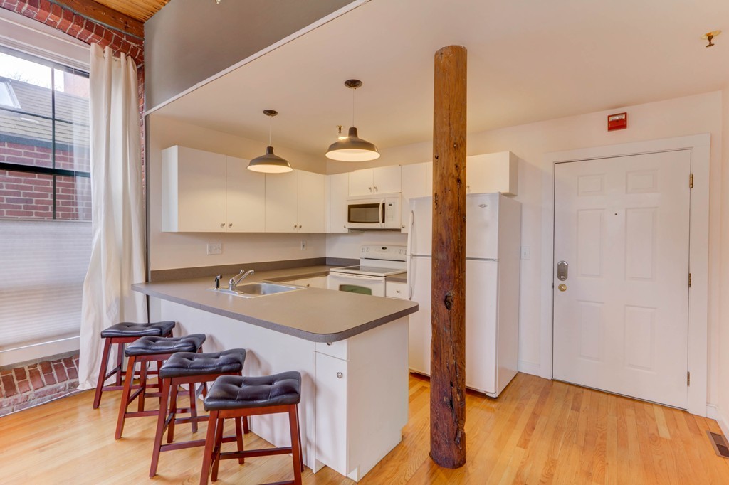 14 Sanford Street, Unit 15 Medway, MA 02053 - Photo 7 of 27