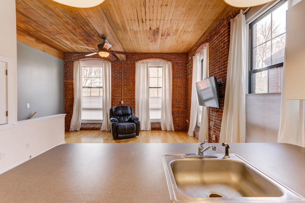 14 Sanford Street, Unit 15 Medway, MA 02053 - Photo 10 of 27