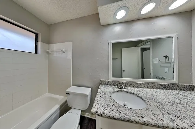 $1,945 | 3705 Hialeah Drive, Arlington, TX 76017