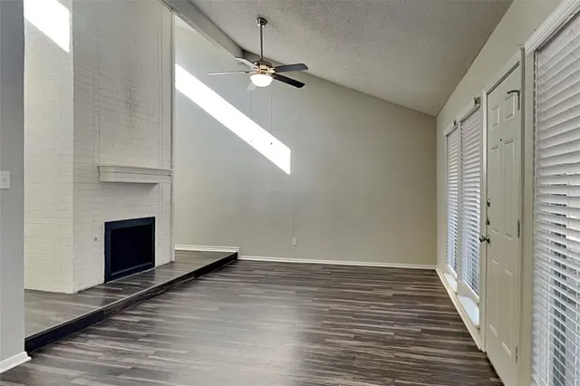 $1,945 | 3705 Hialeah Drive, Arlington, TX 76017