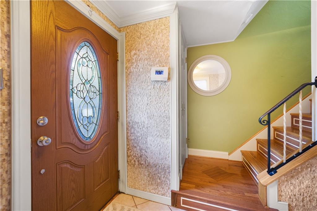 1476 Prospect Road Pittsburgh, PA 15227 - Photo 3 of 25 Gallery Image 3