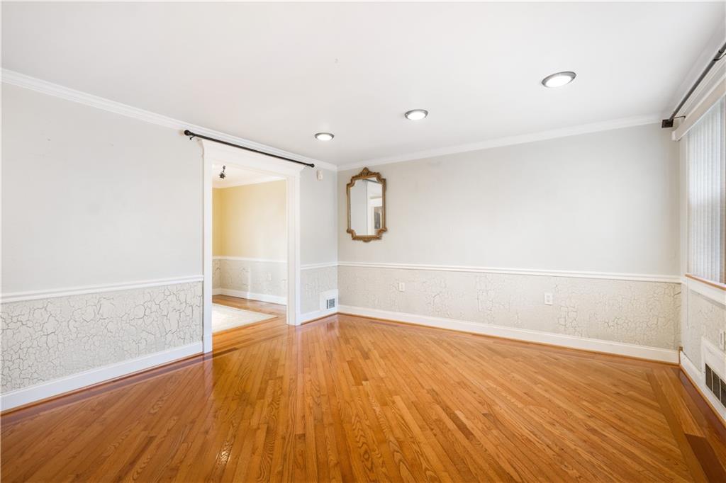 1476 Prospect Road Pittsburgh, PA 15227 - Photo 4 of 25 Gallery Image 4