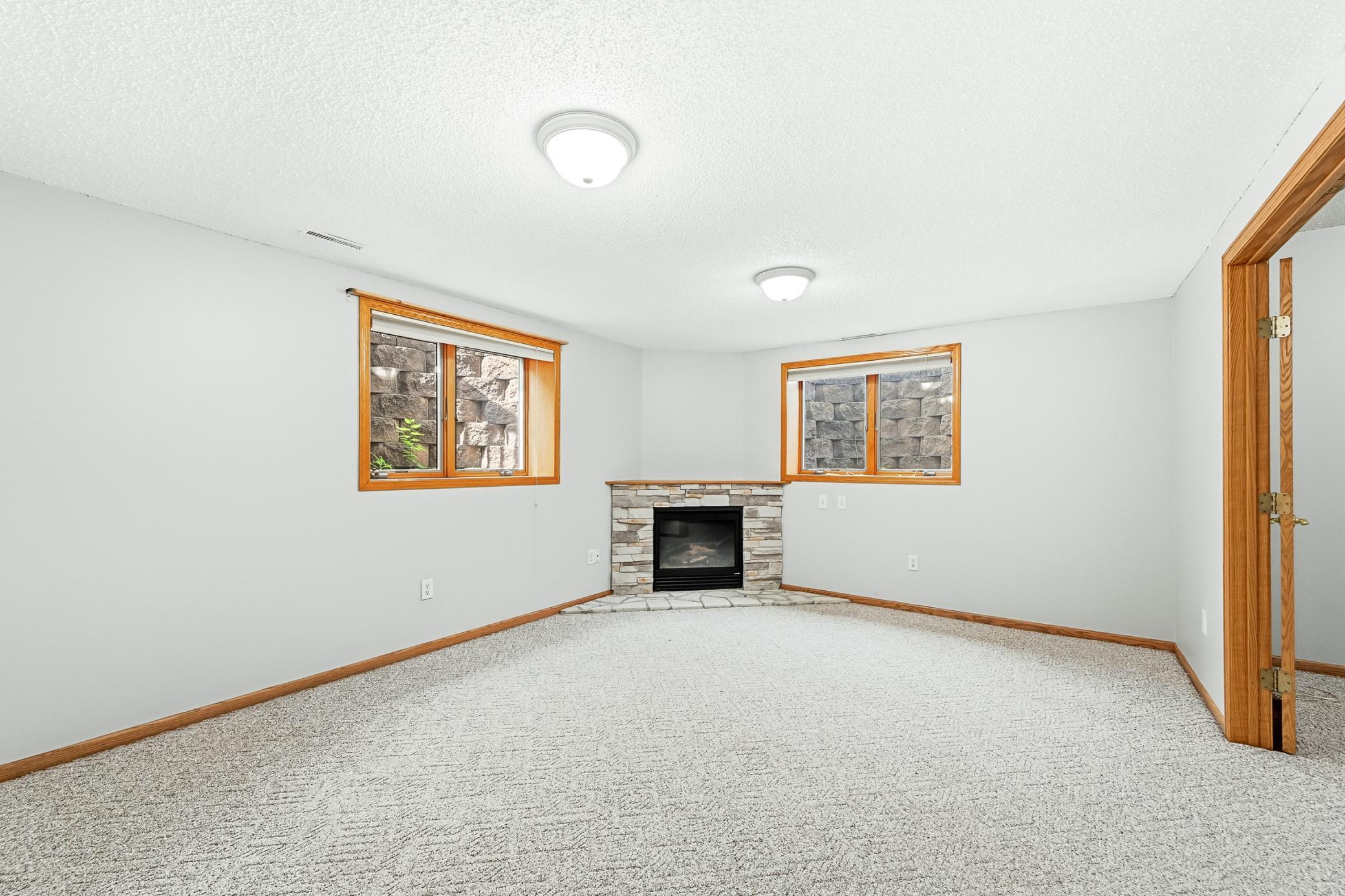 3328 Dorset Lane Northwest Rochester, MN 55901 - Photo 17 of 28