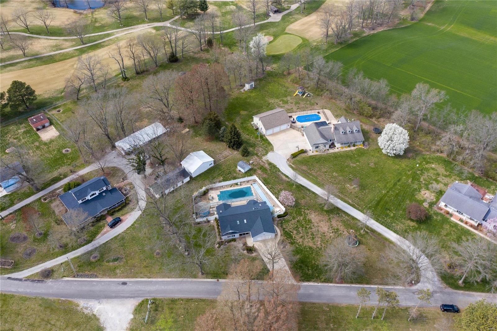 8950 Reservoir Road Nashville, IL 62263 - Photo 12 of 47