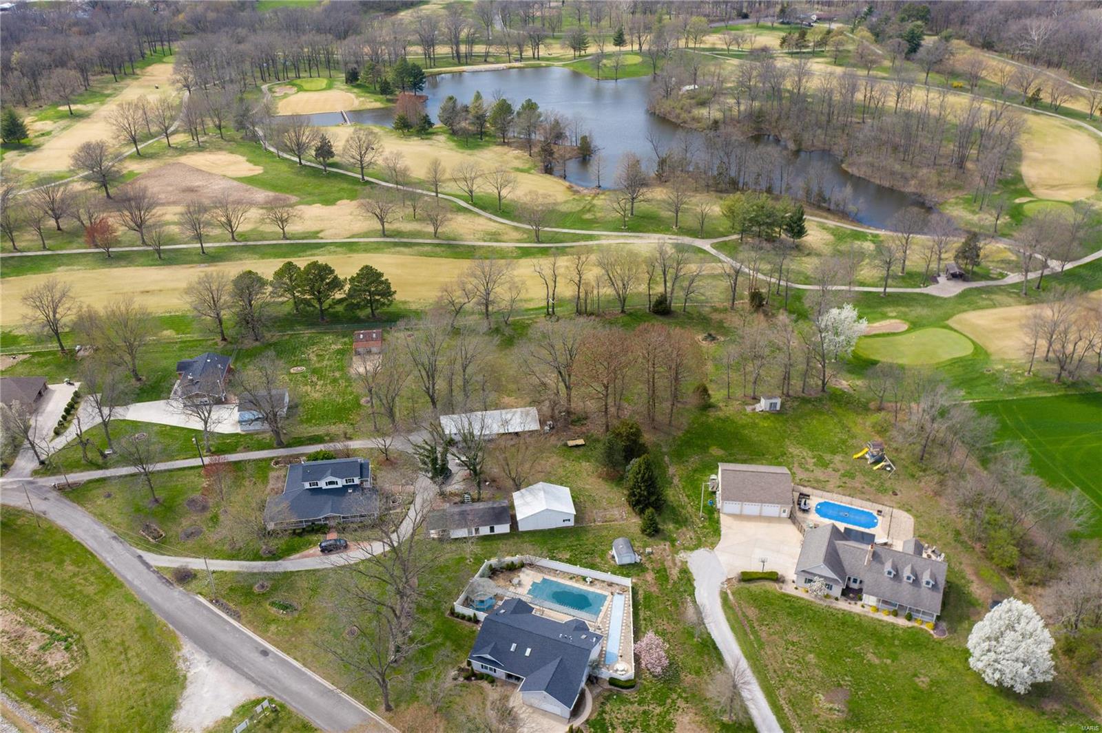 8950 Reservoir Road Nashville, IL 62263 - Photo 13 of 47