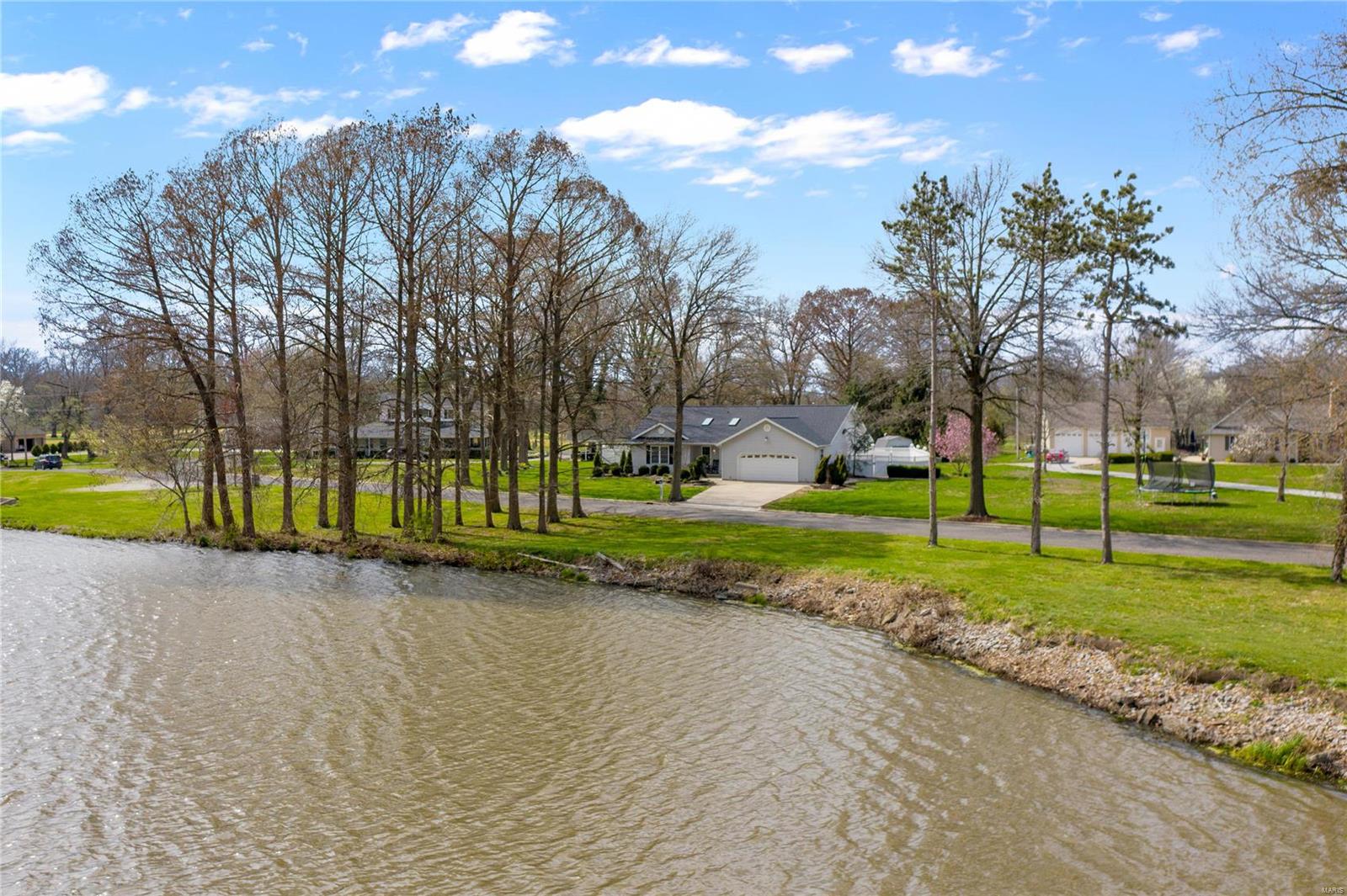 8950 Reservoir Road Nashville, IL 62263 - Photo 20 of 47
