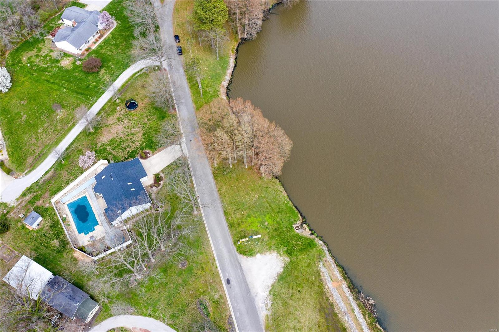 8950 Reservoir Road Nashville, IL 62263 - Photo 9 of 47