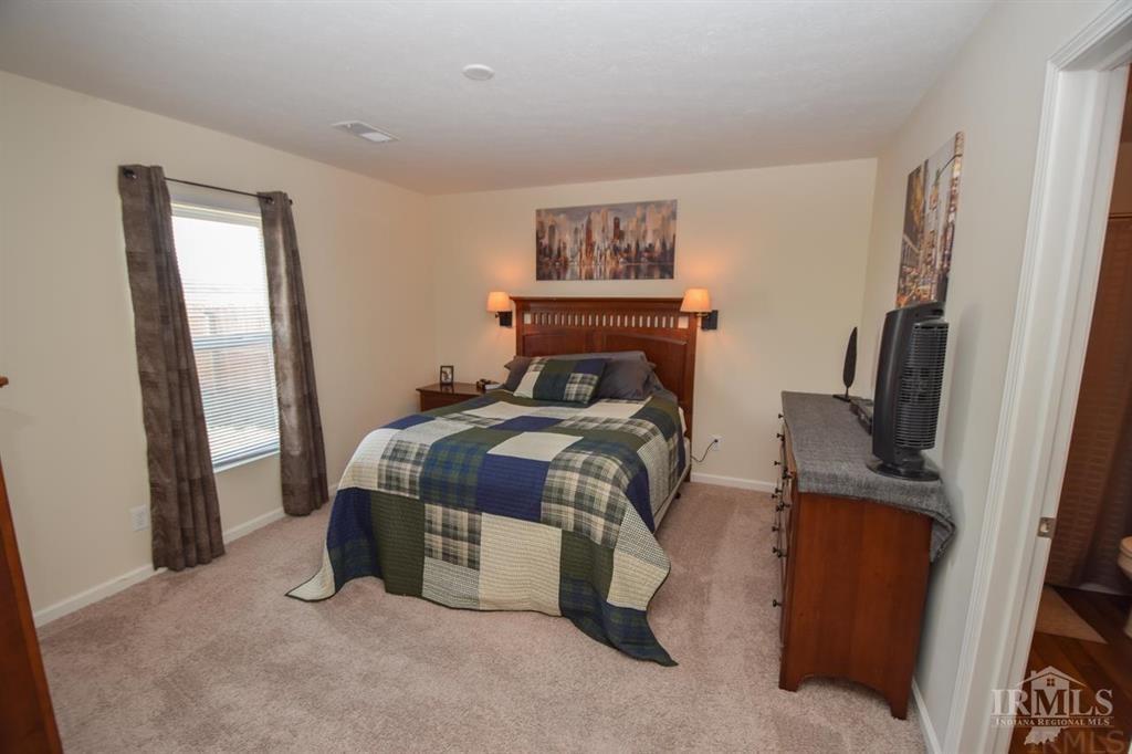 4408 Emerald Pointe Way Muncie, IN 47304 - Photo 13 of 32