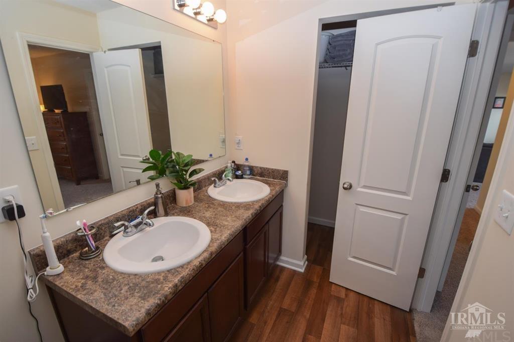 4408 Emerald Pointe Way Muncie, IN 47304 - Photo 16 of 32