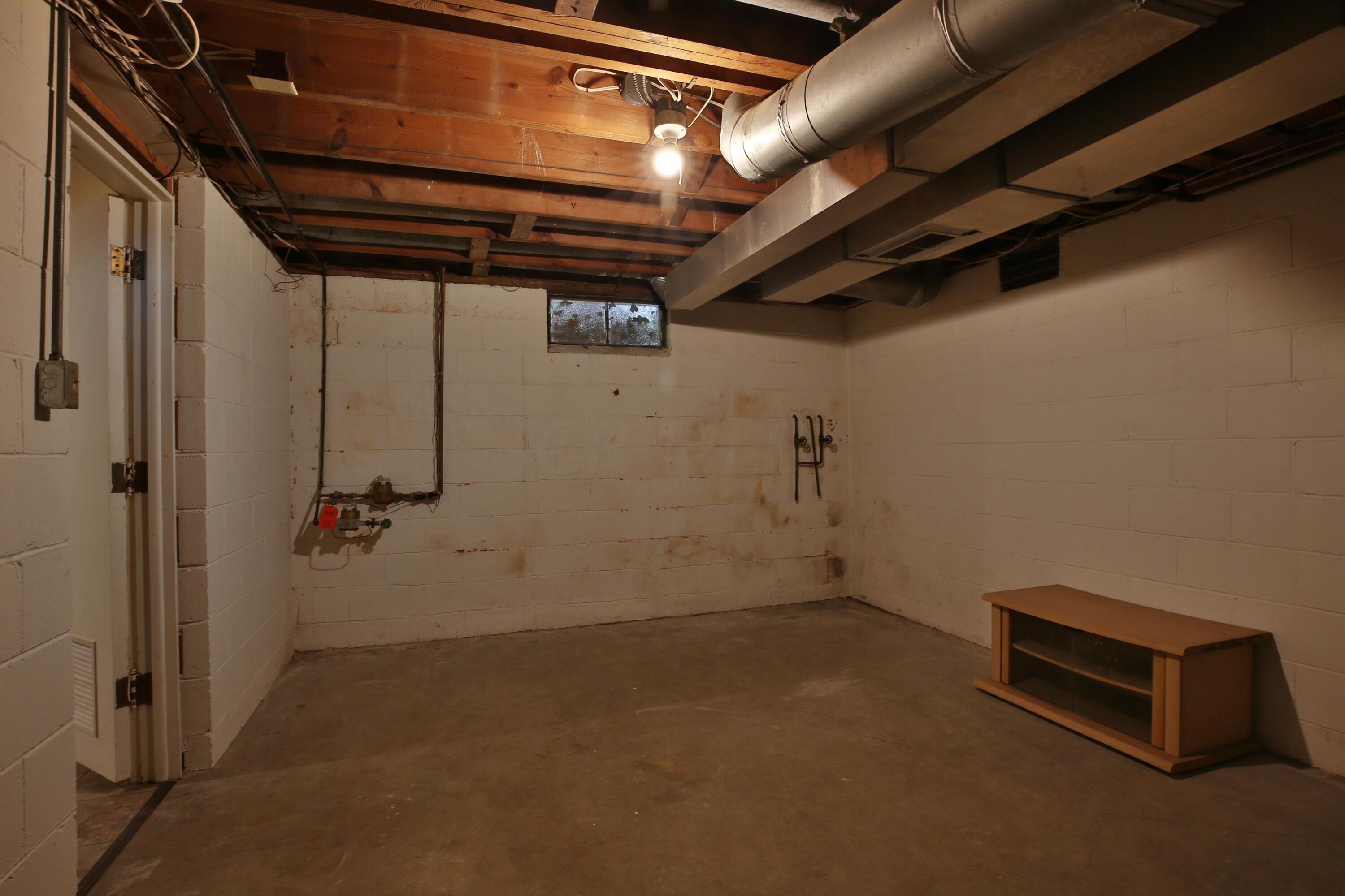 2601 Sherwood Road Columbus, OH 43209 - Photo 35 of 40 2601-Sherwood-38