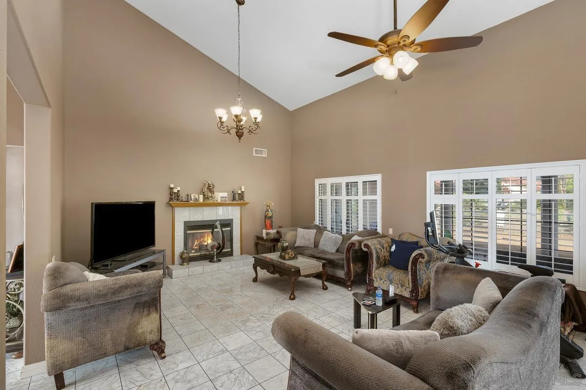 14650 Alkosh Road Jamul, CA 91935 - Photo 8 of 35 Living Room