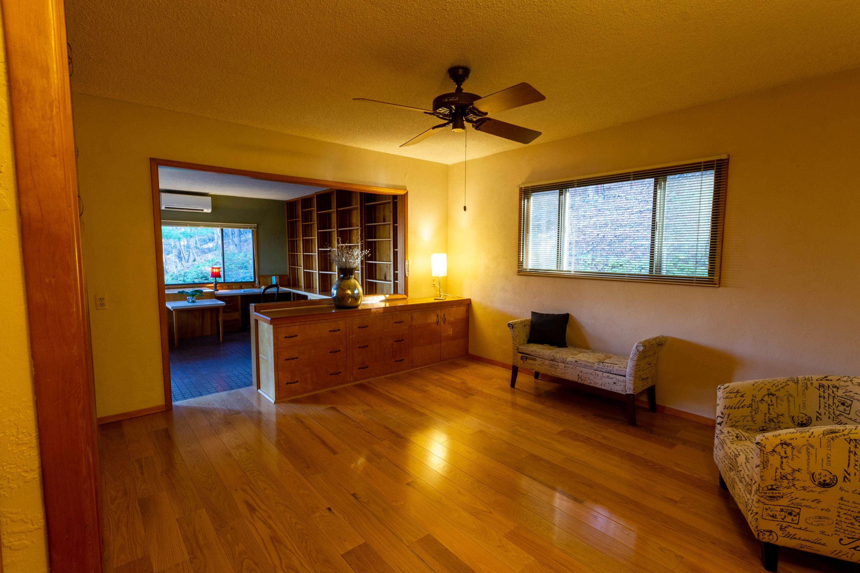 2775 Quail Run Road Talent, OR 97540 - Photo 11 of 22 a living room with furniture and a flat screen tv