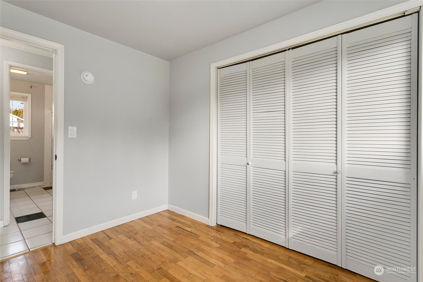 965 Hoquiam Avenue Northeast Renton, WA 98059 - Photo 20 of 37 wooden floor in an empty room